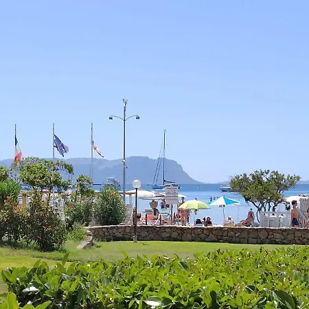 Apartment Delfini Terza *